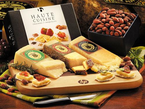 L352 , A Taste of Italy - Walnut & Maple Cutting Board