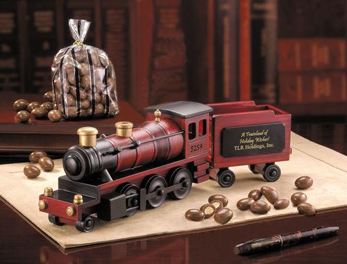 TN1124 , 1935 Steam Locomotive with Milk Chocolate Almonds